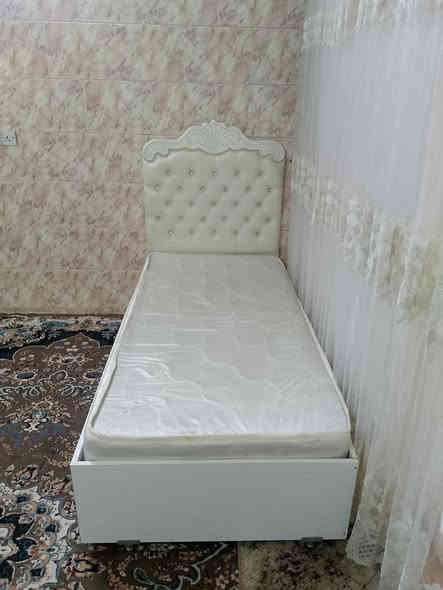 ئه م سيسته مي يه ك نه له رييه بؤ فرؤشتن ده ستكردي ئه صله بالم بريسه ئه صله يه ك حه فته به كارهاتووه  هه ر لوكه قياسي 2 مه ترو به 1 ظه تره نرخي به دؤشه كه وه 125 هه زار شوين كه لار مشتريت ***********👉
