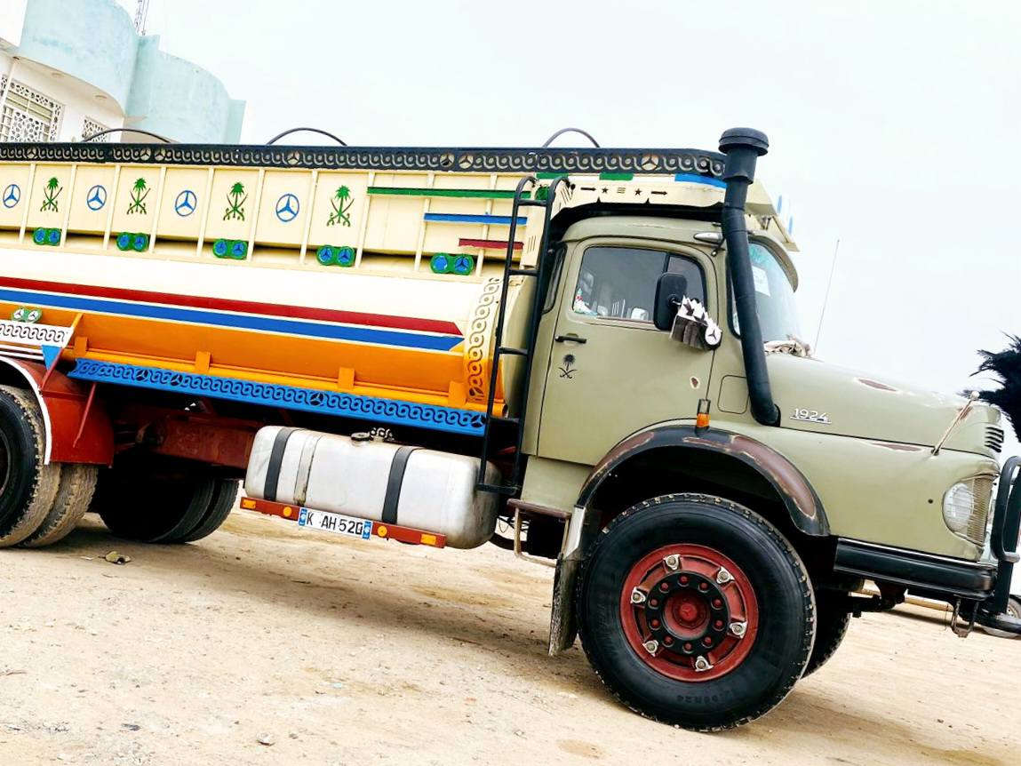 سلام عليكم اقجم البيع(80) وضع شركة محرك) كير)اكسل سبرنك) كلة علئ الشركة تانكي جديد رقم نينوئ بل سنويه تنكر ***********(***********)(***********)
