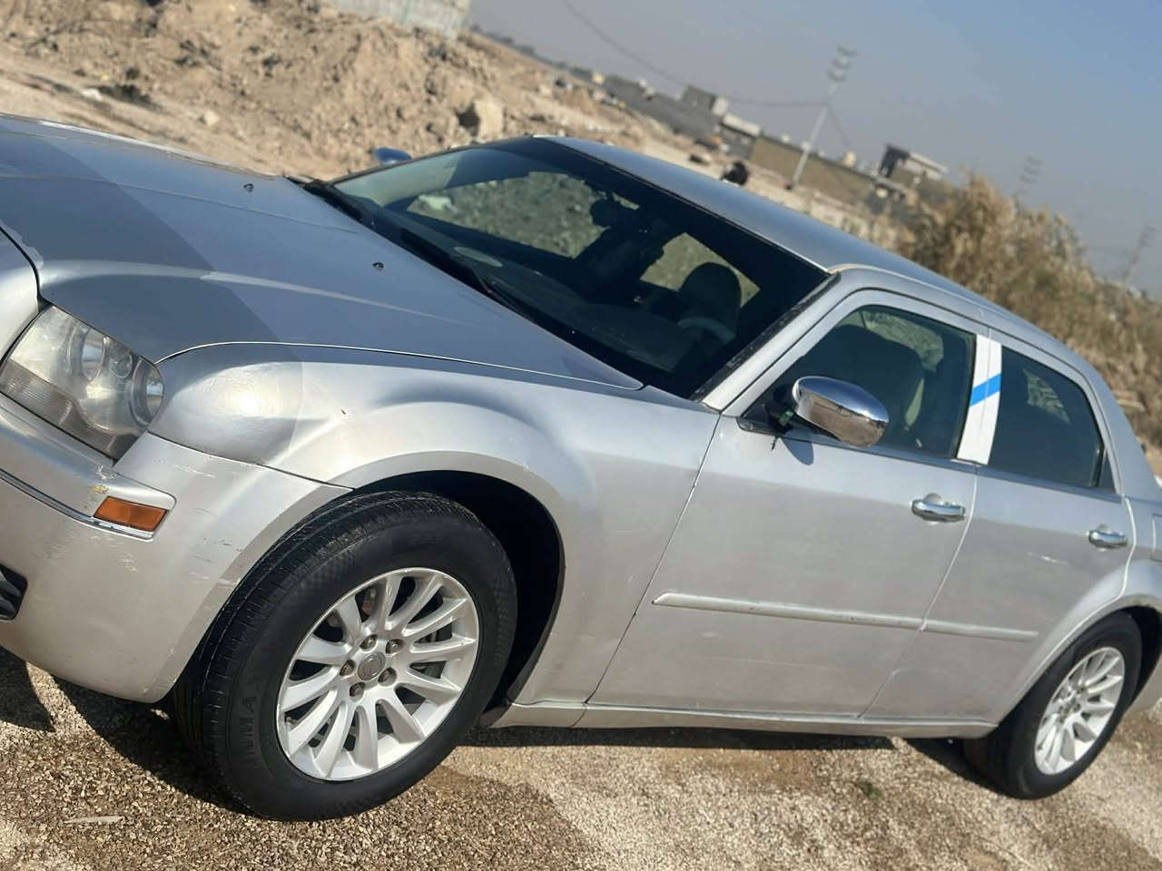 اوباما 2009 مكفوله من الظربه والحادث صبغ هلالات خلفيه فقط والباقي مكفوله من الصبغ بيبان خلفيات فتح تطبيك رقم اربيل جديد 
سنويه لل 30 بأسمي بيع او مراوس بجارجر  11.12وانطي فرق حسب الاتفاق 
***********
***********
اتصال +واتساب
السعر 127
