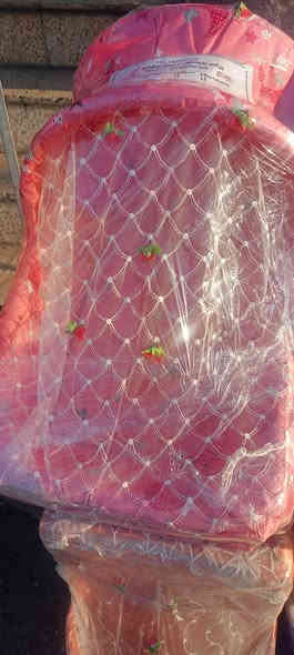 معمل خشب بيت السعيد
خشب صافي درجة اولا
معا اسفنج مغلف من داخل وا خارج معا دوشك الاسفل 
 وزن كركوت. خشب   10 كيلو. وزن. ثقيل 
معا تول.  ستن معا الوان مختلفة سعر معا توصيل.  10 الف دينار 
 يوجد. لدينا جملة للمحلات  توصيل فقط داخل موصل
***********
