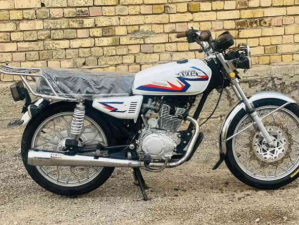 السلام عليكم دراجه سيفان 2024 دراجه مكفوله كفاله عامه كهربأيات شغاله نكره سلف بصمه سويج تشغيل عن بعد مكان الرميثه سعر 775 وبيه مجال رقم الهاتف ***********
