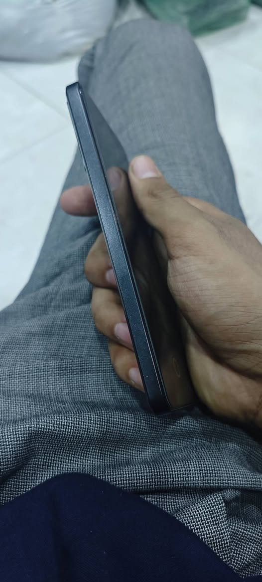 المكان النجف السعر275 وبي مجال مثل ما واضح نمش قليل  بالظهر ما مأثر و جهاز مكفول وبطارية مكفولة 100%100 بلا شاحن وكارتونة *********** واتساب و خاص ماسنجر موجود
