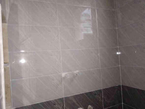 السلام عليكم اسطه سيراميك جدار ارضي متفرغ حاليا ***********
