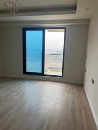 كرين وورلد تاور أربيل • ٨٤م² • غرفة وصالة