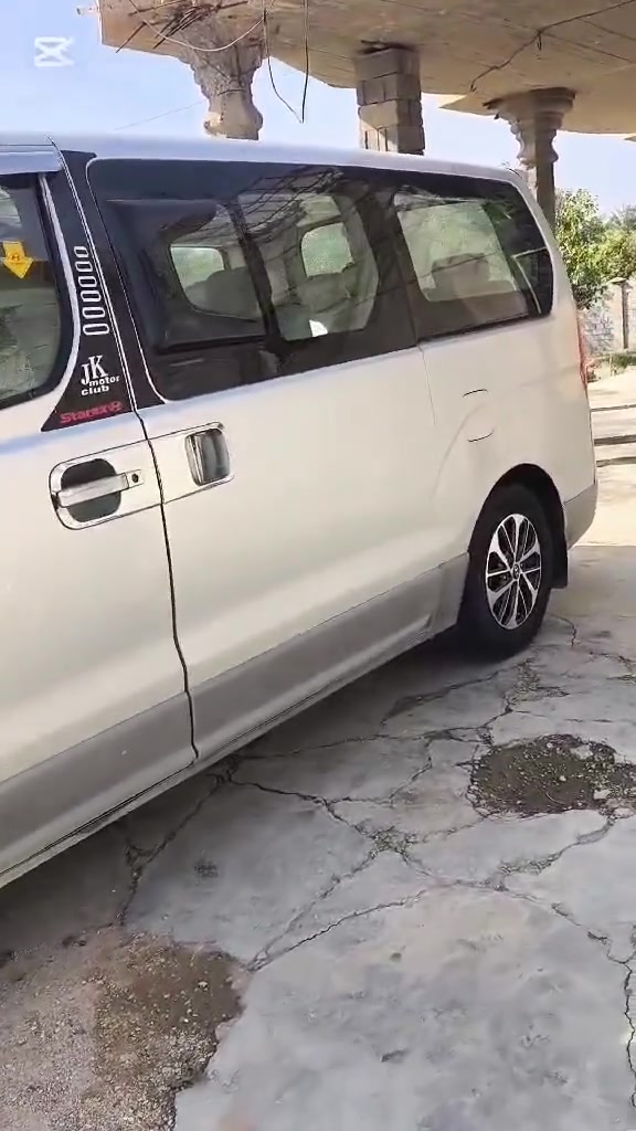 السلام عليكم.
ستاركس موديل 9 سلفر مفتوح  رقمها كربلاء بأسمي  تحويل مباشر كير و

محرك نظيف نسمة بخار  بدون تنقيص فقط 

بيها صبغ جاملغ امامي اليمنى وباب الجنطه اثر جراد  ملاحظات بسيطه وياله Vip تخم تاير نظيفات داخلها التنته نايلون جاهزه السياره 

مكاني فلوجه 

***********
