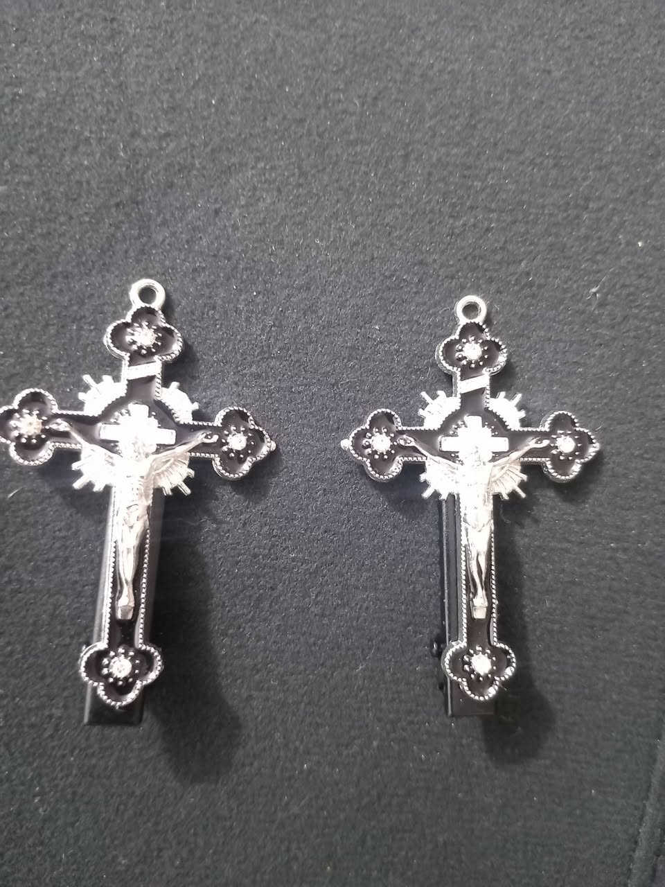 للأخوه المسيح ٦ قلائد ومسبحه بيضاء ومشبك عدد ٢ سعرهم ١٥ فقط


**إذا كنت صاحب هذا الإعلان وتريد حذفه لأي سبب، رجاءا أرسل رسالة إلى الدعم الفني**