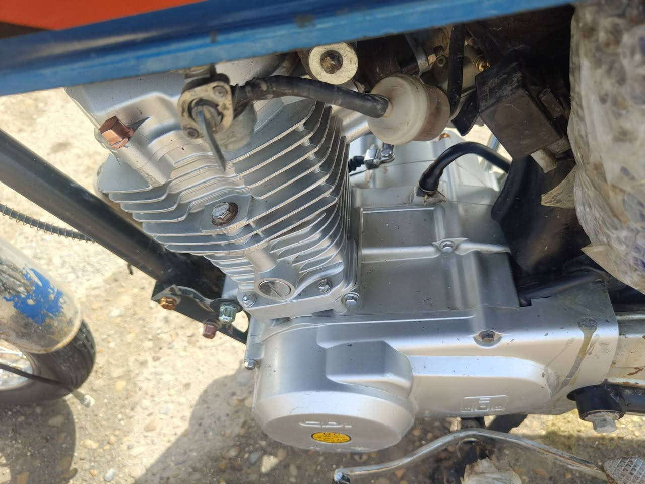 دراجه نامه امتياز موديل 2025وصل فقط وكمرك كفاله عامه دراجه الشراي خاص او يتصل ***********
