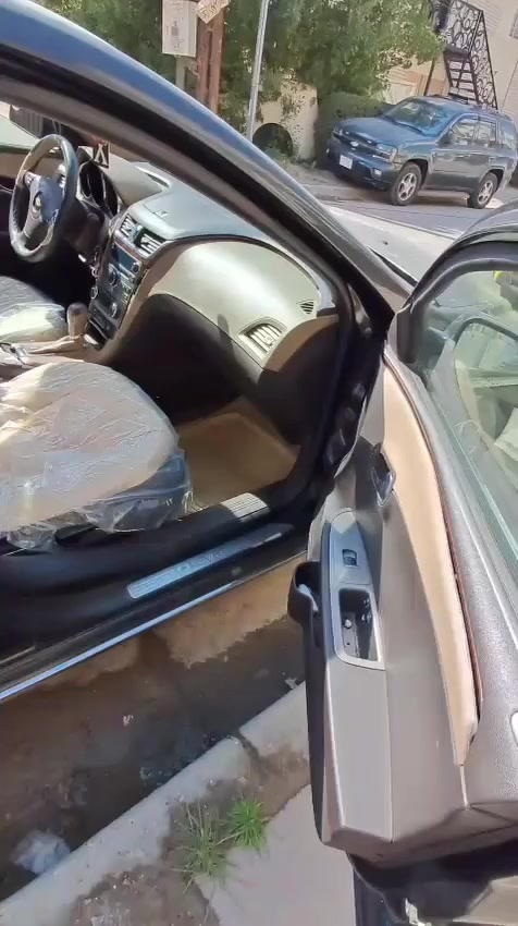 ماليبو 2011 خليجي فول مواصفات
تشغيل عن بعد فتحة سقف تحكم ستيرن كشنات كهرباء تدفئه كشنات 
 محرك 2400 بلادي كهربائيات بلادي
تبريد ثلج تايرات جدد السبير بلادي 
باتري جديد
منظومة غاز تفويلة ب 10 الاف تمشي 450 كيلو
 رقم اربيل حادث بسيط جدا فقط طخة بالباب الخلفي ومصلحة الباقي كله بلادي مكفول مكانها بغداد حي الجامعة السعر 85 وبيها مجال ان شاءالله للتواصل ***********
