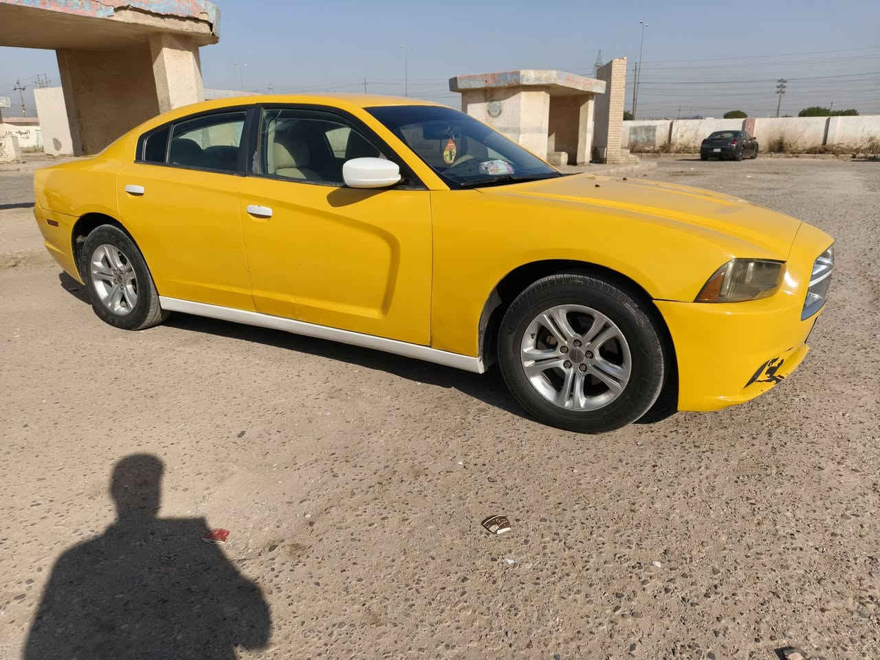 السلام عليكم  جارجر 2011 ضربتها جاملغ اليمن الكدام وماعابر لا معجون ولا ضربه قويه ولا خياس السياره خط جديد مصفره غرفه جديده بطاين جديده السياره جاهزه من كلشي السياره بل رفاعي وابو السنويه يمي مشروع وطني السياره السعر 130 واني خادم ‏‪***********‬‏
