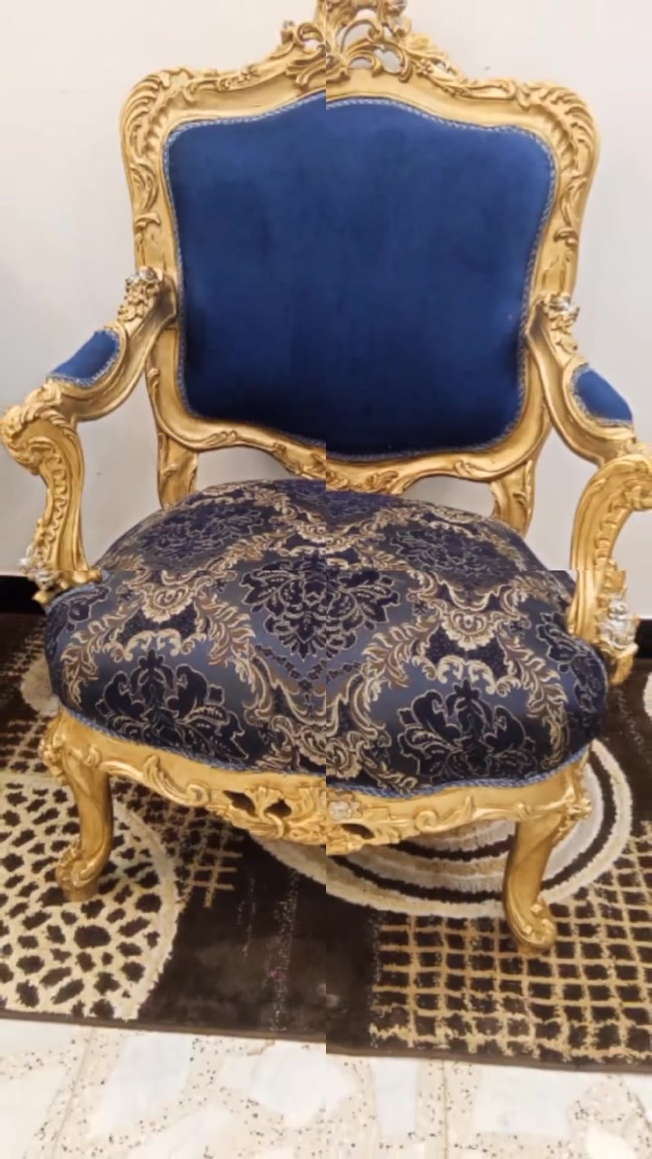 تخمزان مصري عشر مقاعد زائد طبلات وحده كبيره واثنين جانبيات النظافه جيده المكان بغداد التواصل على هذا الرقم واتساب اتصال. ***********
