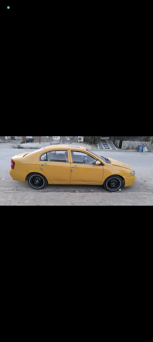 سلام عليكم البيع سياره ليفان 620 محوره كورلا كير اتموتيك  1800  موديل السياره 2011 عليه هيئه وعليها غرامه. 5 ورقات يطيحن من السعرها    المكان ناصريه المركز 
السعر 30قفل
*********** ناصرية, ذي قار
