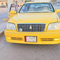 تويوتا كراون • رقم النجف • مدفوع الكمرك