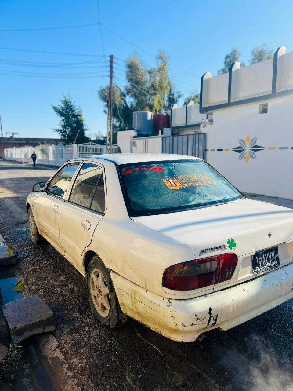 بروتون 2004  للبيع – نواب ضباط 🚗
🔹 الوصف:
▪️ رقم بغداد
▪️ كشر شوف العين
▪️ غرفته جديده 
▪️ تبريد – تدفئة شغّالة
▪️ محرك شرط كير شرط
▪️ اقتصادية جداً بالبنزين
▪️ صدر جديد
▪️ ستيرن جديد

💰 سعر 18$ وبيها مجال
📍 العنوان الحويجه الحي العسكري
📞 للتفاصيل التواصل على الخاص او الاتصال
***********
