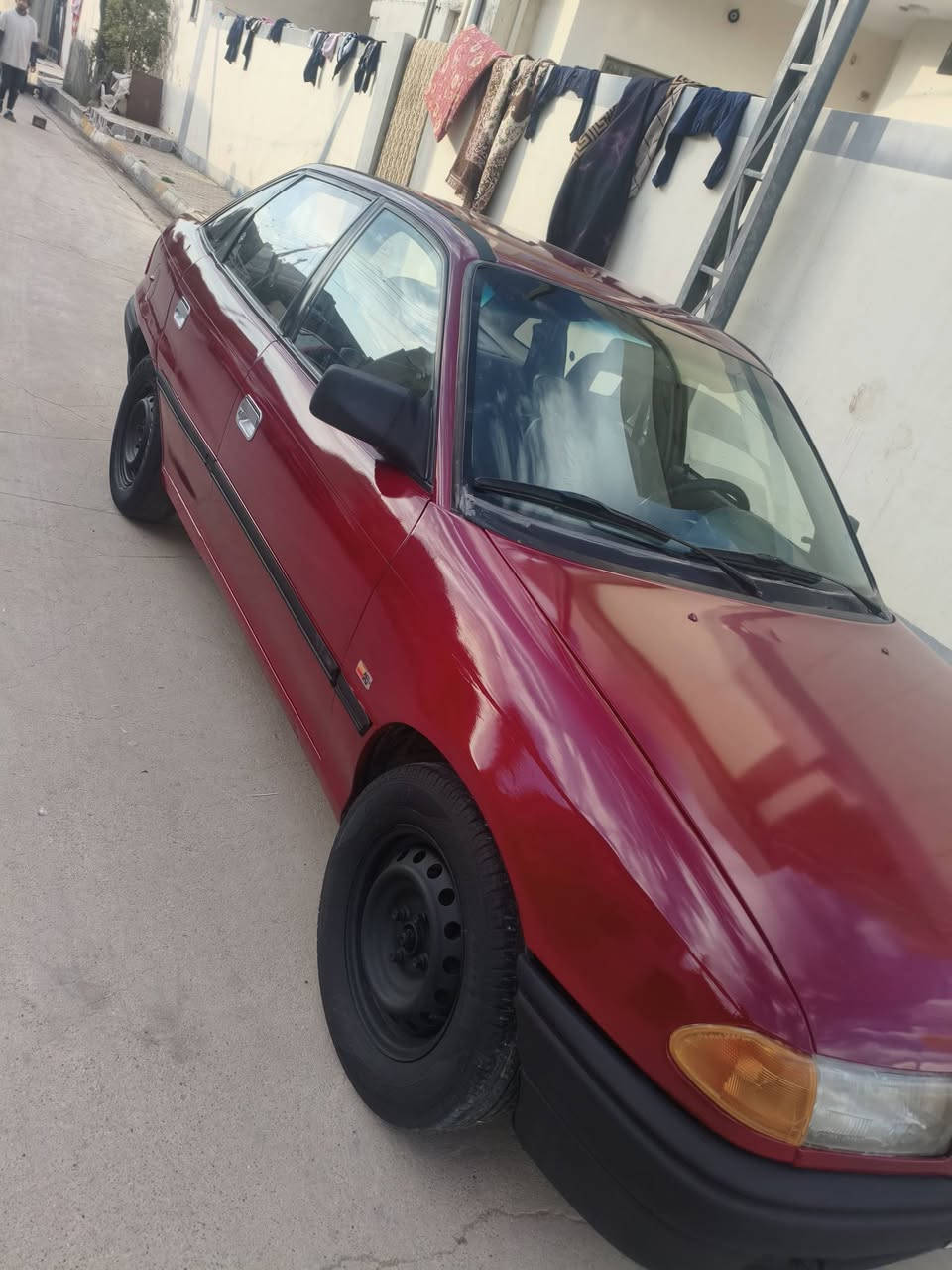 سياره استره جديده  موديل 93 البيع مكاني كركوك ‏‪0785 817 3576‬‏
