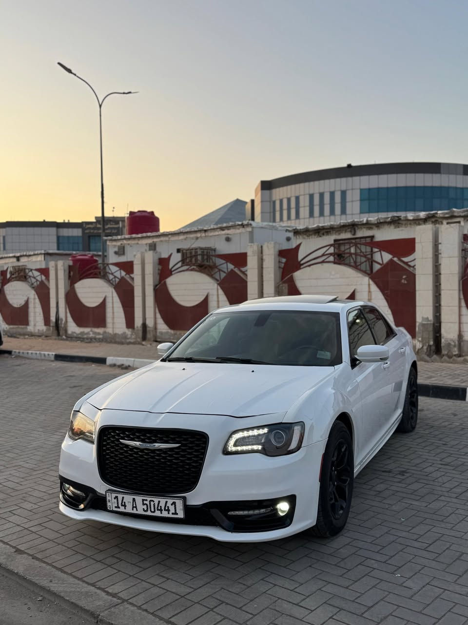 المديل 2018
الضرر قطعتين 
المسافه ٨٠ ميل 
السعر 210 
العنوان بصره ***********
