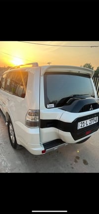 للبيع باجيرو كويتي  موديل :2016  رقم سليمانية دولي  مكانها بغداد السيد...