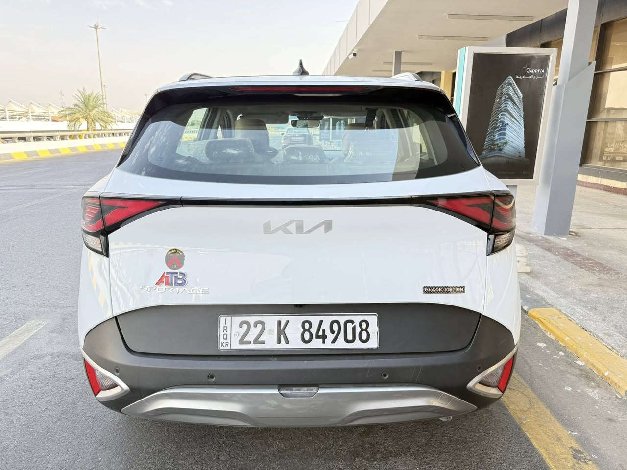 🚗 للبيع: كيا سبورتج 2024
📍 مكان السيارة: بغداد / حي الجهاد
📞 للتواصل: ***********

📊 المسافة المقطوعة: 28 كم
🛠️ المحرك: 4 سلندر – 2000cc دوش 

⚙️ المواصفات:
• فول مواصفات 1/1 البانوراما 
• مقاعد كهربائية
• بصمة تشغيل 
• شاشة وعداد ديجيتال متصلة
• مري شفط مع نظام ترحيب
• شاحن هاتف لاسلكي
• تحكم بالقيادة
• حساسات أمامية وخلفية
• تبريد قطعتين
• تدفئة بالمقاعد والستيرن
• صندوق كهربائي ذكي
• حساس إطارات (ويل)
• تشغيل عن بُعد
• مانع انزلاق
• Auto Hold
• زر للتحكم بالحساسات
• تحكم بالإضاءة

⚠️ أضرار السيارة:
• وارد خليجي
• مكفولة عام بدون أضرار ✅
• السيارة بوضع الوكالة ✅

📌 تفاصيل إضافية:
• رقم السيارة: اربيل الدولي الجديد
• لون السيارة: أبيض
