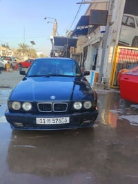 بي ام 525i • ١٩٩١ • عليها تخم