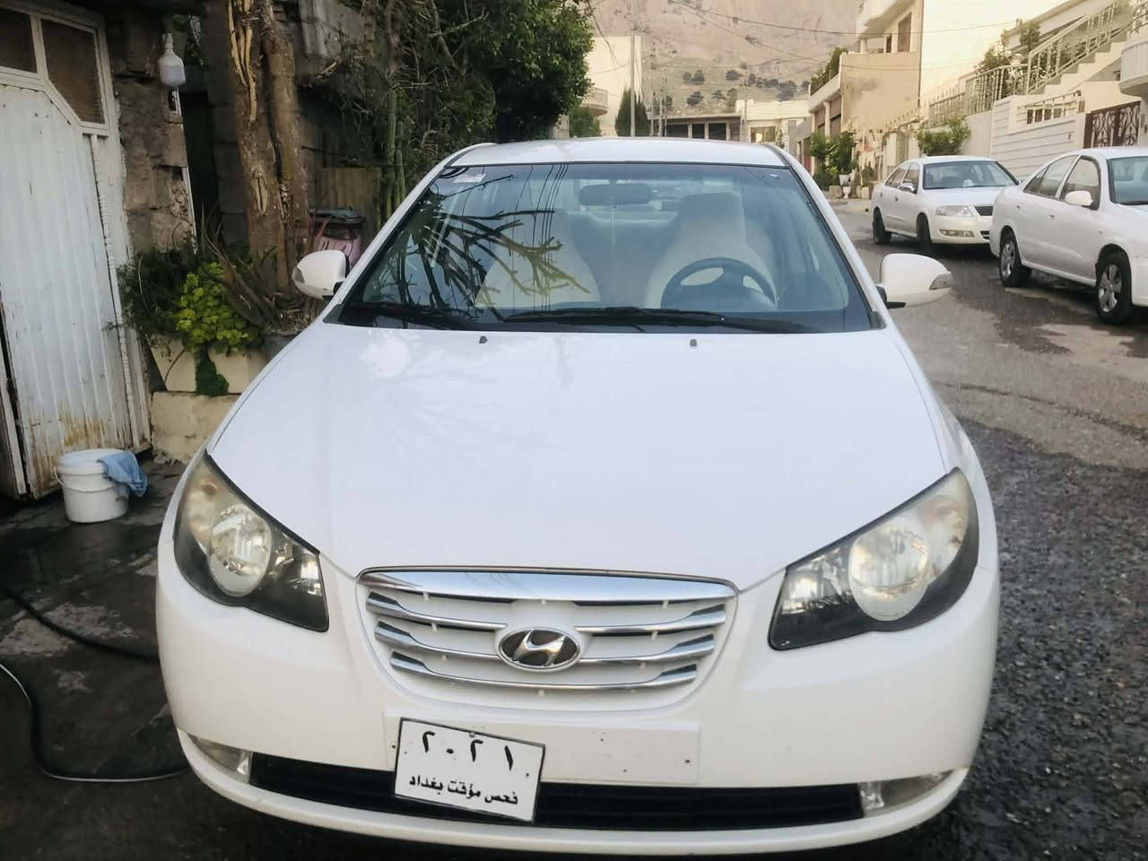 هۆندا ئاڤانتی 2010
گێڕ عادی
تەبرید ساردوو گەرم مەزبوتە
تەبرید لەمس
ناوو زەرد
جلد
کوشن هیتەر
ناوی زۆر جوانە
بەگلایتی لیزەرە
ئاوێنە شەفت
سەیارەکە هی ماڵانە هی مەعرەز نیە
مەسروفی تیا نیە
48 گەڵاو ماعمەلەیەکی برایانە
***********
***********
