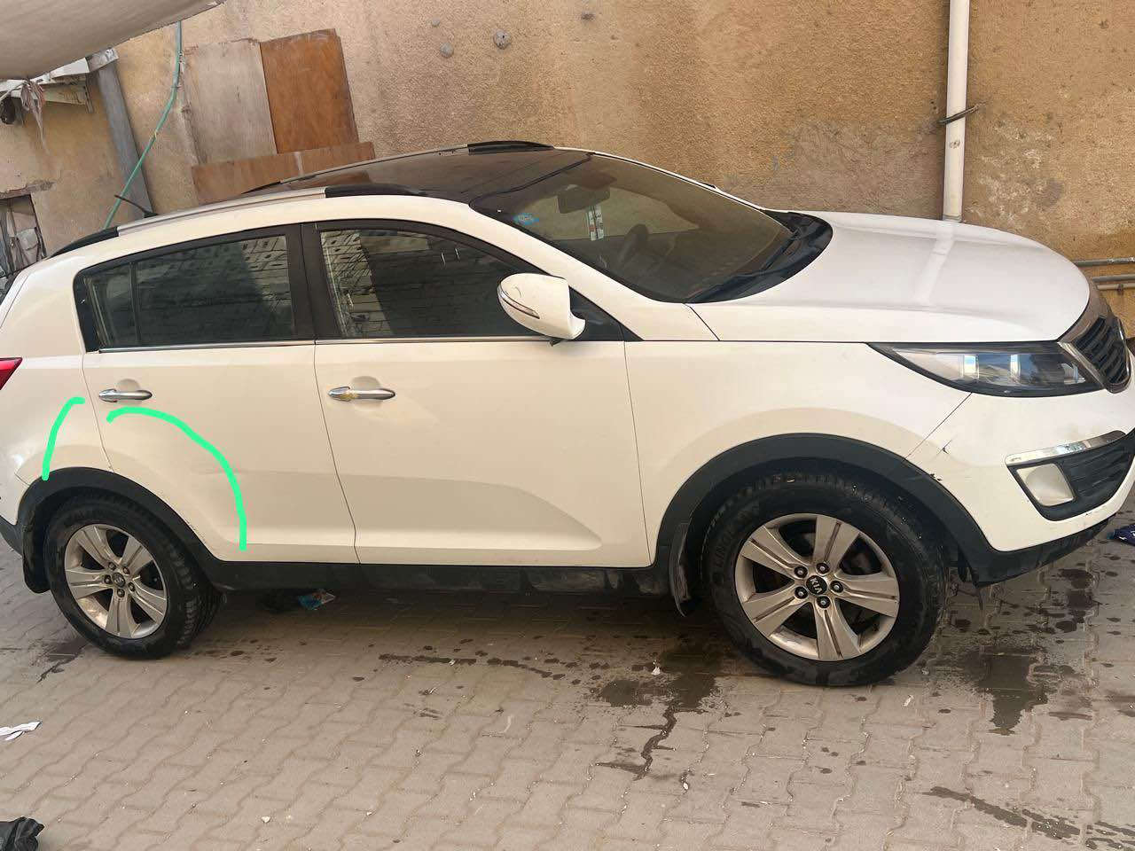 سبورتج 2011 بيهه ربع الباب الخلف العبري صبخ وربع المدكر  الخلفي بنفس الجهه ومحرك مبدل كازكيت شغل مضبوط بنورما اشاير بالمرايا والمرايات شفط منظومة تبريد جديده السعر 125 وبيهه مجال وهاذ الرقم *********** Singapore
