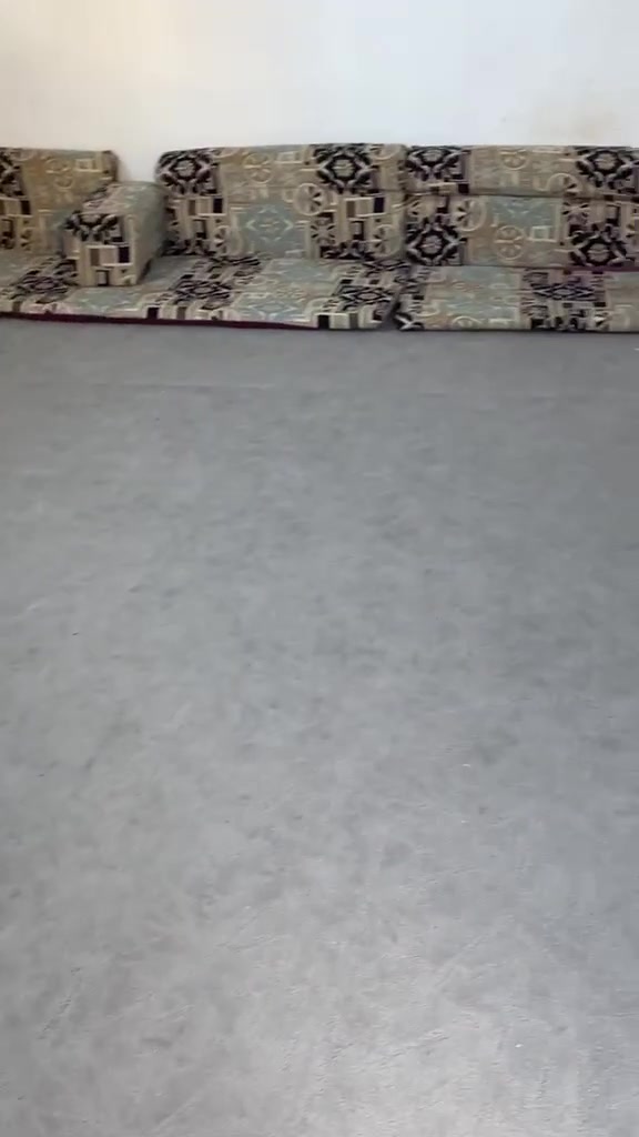 سلام عليكم كعده عربيه  للبيع ***********
