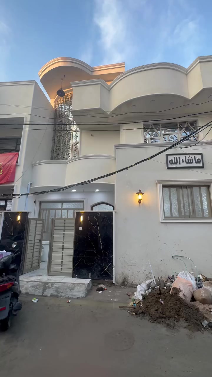 ‏سلام عليكم بيت للبيع شارع عدي أبو نائله مساحة البيت 90 متر البيت جديد كما موضح بالفيديو البيت  زراعي سند 25 ومن الله التوفيق ستفسار الاتصال *********** &*********** أو مراجعة المكتب جاسم أبو عبدالله
