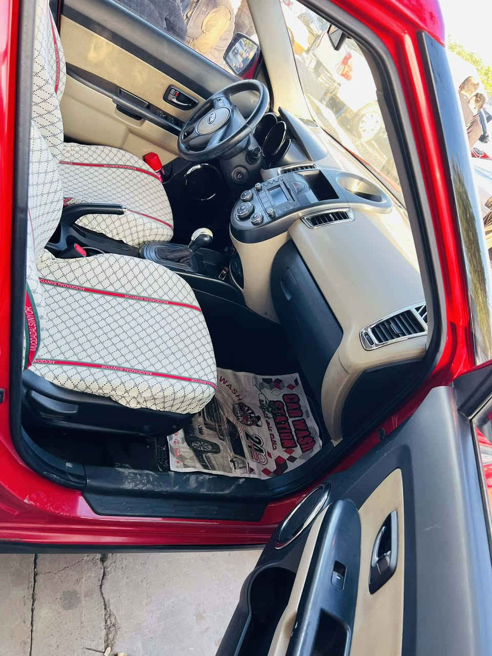 كياسول2011
ماشى 148km
نيضامABs
گيرئوتو،عادى
سبوخ،4قودعه بدون داخل
گيرمحرك،بشرت،مامفتوح
سنويه،2031
بشرت تحويل،وكاله
سعر89كلار
***********
