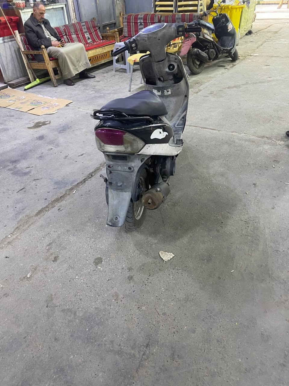 السلام عليكم دراجه ماكس قجمه للبيع مبدل بس ولفات تجي تفحص بعينك كلشي شغال بيهه السعر 600وبيهه مجال البصره الاصمعي الجديد رقم الهاتف ***********
