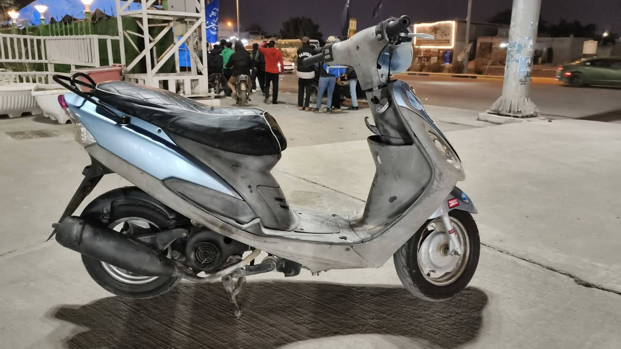 دراجه ماكس قجمه
شلعه ومعدل يخبل الدراجه كله مختمه اشاير عينه صطب دوخل الذيل ماله كله مختم بس الكفرات ما مختم دراجه ملاحه مفول يرادله فقط باتري باتريه كلش ضعيف ما يشغل لا سلف لا اشاير  هورنه الدكه ماله ضعيف ضوه ضعيف لان باتريه كاعد دراجه مفتوحه فقط ولفات وبوشته بلاديه 100/100
مكاني الجمهوريه محطه بانزين الجمهوريه سعرها 600وبيه مجال
رقمي***********
