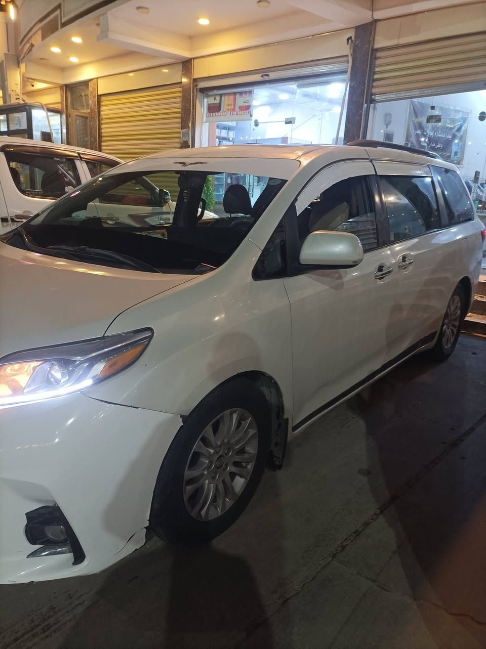 السلام عليكم ورحمه الله وبركاته
سيينا موديل 16 xle  ( فتحه وتشغيل بصمه )
( الضرر في امريكا جاملق أمامي مبدل وبنيد مصبوغ )
أما  الصبغ اثر طخه في العراق 
 (باب السائق و السلايت والجاملق الخلفي ملاون نفس اللون )

الشاصي مكفول من الضرر 
الابواب السلايت والصندوق كله شغاله كهربائي 
ماشيه 510 ميل 
(السعر 175) وبيه مجال 
مكان السياره في الانبار/ الخالدية 

/اخوان كلشي اكو بالسوك ولكن كلشي وسعره /


**إذا كنت صاحب هذا الإعلان وتريد حذفه لأي سبب، رجاءا أرسل رسالة إلى الدعم الفني**