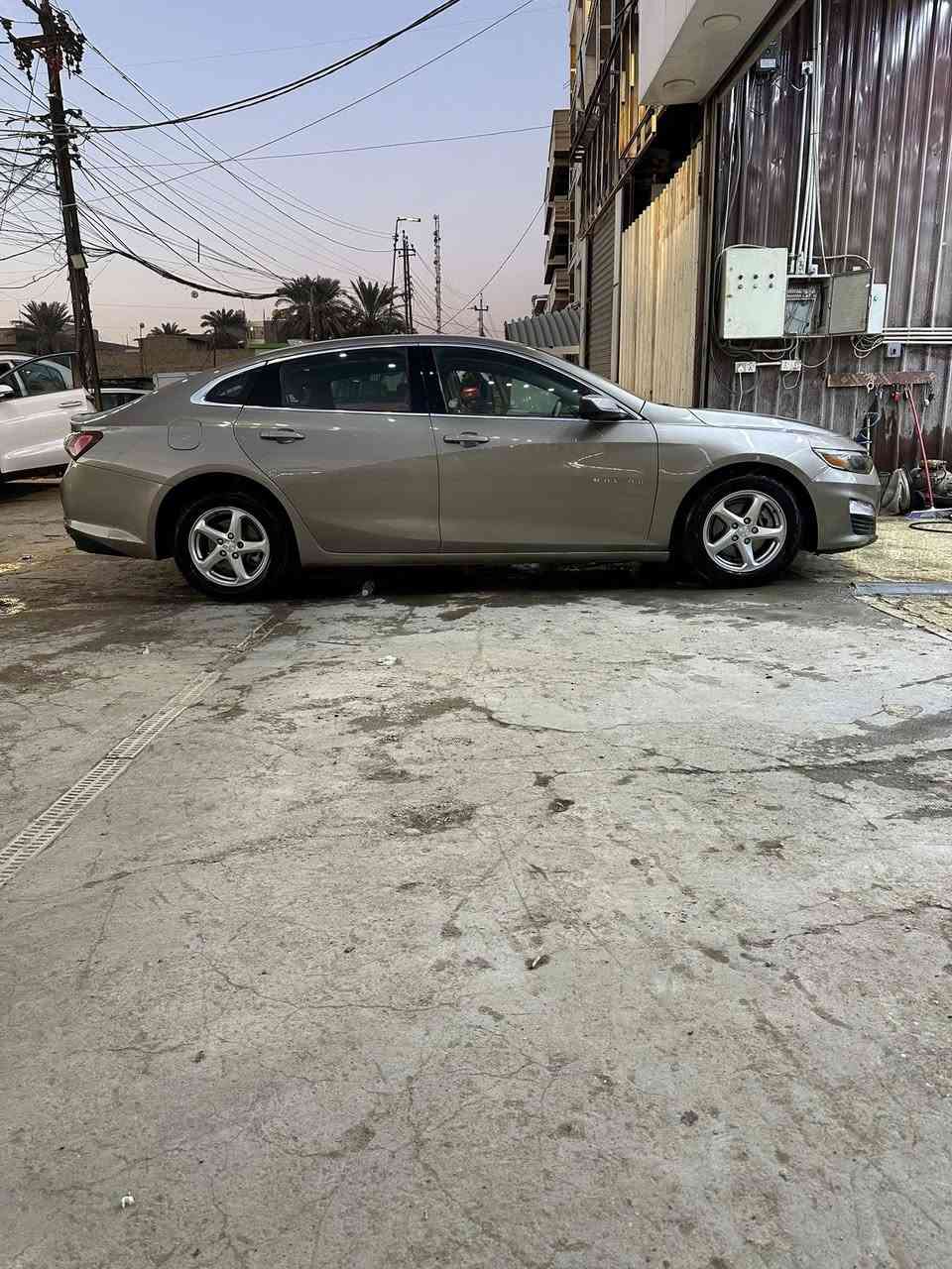 سلام عليكم ماليبو موديل 2022
السيارة جاهزه من كل شي مال بيت 
معوقين بأسمي 
بعد سنه تتحول 
مكان السياره بغداد الكريعات 
السعر 11
***********
