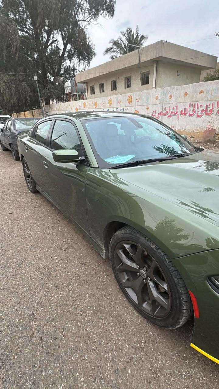 سلام عليكم! جارجر Gt ٢٠١٩ خليجي للبيع
معروفه مواصفات الGt 
فووول مواصفات
فتحه 
بصمه تشغيل عن بعد  
دخول ذكي 
ماشيه ٤٥  
سياره كلش نظيفه 
فقط بيها بارد بالباب ورصعه بالجاملغ وسونر منشور وكل التفاصيل بالسونر 
العنوان : بغداد / الحرية
***********
