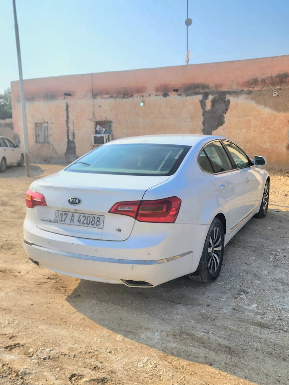 السلام عليكم
سياره كيه اكادينزا موديل 2013 خليجي 
السعر 140 وابيه مجال لشراي 
التواصل يم الرقم هاذه***********
