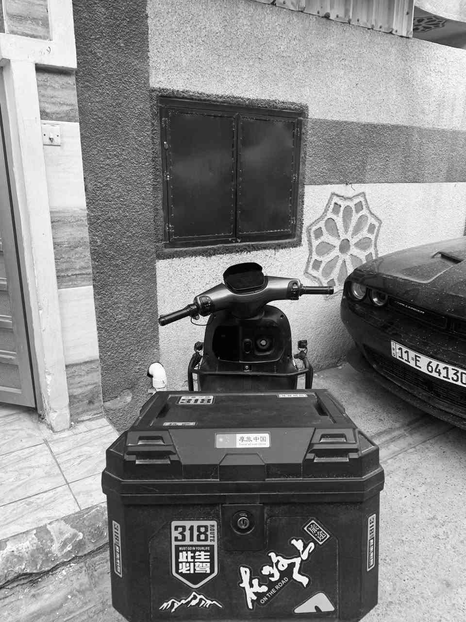 السلام عليكم ورحمة الله وبركاته
دراجه كهربائية حجم كبير  Kore Mr  - Speed 
الدراجه استعمال قليل ونظيفة 
كهربائيات شغاله 
بطاريات نوع WLNEE كبير ارقى انواع البطاريات بالسوك قبل يومين بدلتهن جدد يعني  .  
شاحنتها فولتية عالية وشحن سريع وتنطيك انعاش للبطاريات  .  
وياها مري وصندوك  .  
سعر الدراجة 650 وبيها مجال بسيط 
مكاني بغداد  - الاعظمية  .  
لل استفسار اكثر *********** مافتح ماسنجر فقط رقمي هاذا  .  
وشكراً  .
