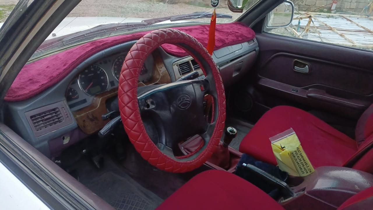 ديرللبيع منفيس 2009 اوراق كركوك
جاهزه السعر 35 الشراي اتصل علاعلا***********
