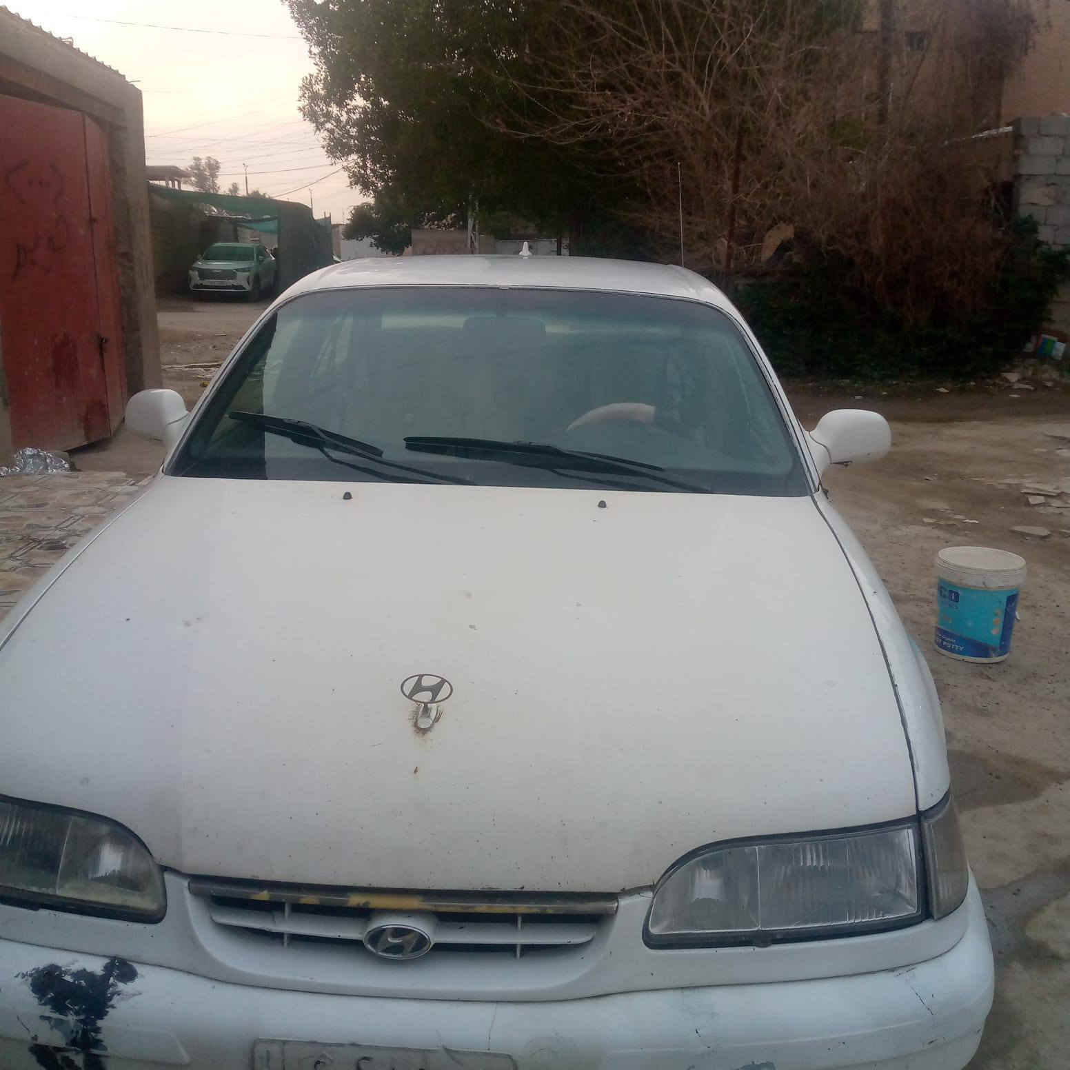 السلام عليكم
سوناتا تو ١٩٩٣ 
كير اوتو جديد
محرك جديد حاوية
رقم بغداد مشروع وطني (باسمنة) 
سنوية ماساقطة
تخم تايرات وصدر جديد
تبريد شغال ثلج
السعر ٤٠ وبيها شوية مجال
مكاني ديالى بعقوبة 
للاستفسار الاتصال ***********
