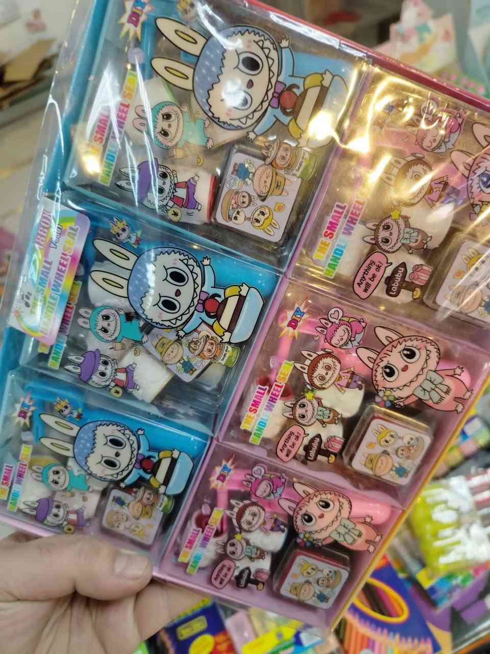 بيعهن شلعة تصفية محل
قرطاسية مدرسية موديلات كورية جودة عالية
اكثر من 2500 قطع اكثرهن بكجات مثل
ماموضح بالصورة كمية كبيرة 
مكاني كركوك لاستفسار مراسلة الخاص


**إذا كنت صاحب هذا الإعلان وتريد حذفه لأي سبب، رجاءا أرسل رسالة إلى الدعم الفني**