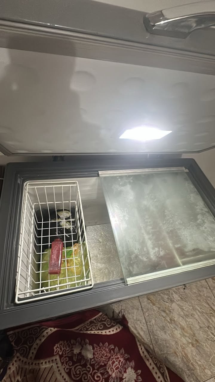 مجمده 14 قدم اخت الجديده السعر 200 بيه مجال ***********
