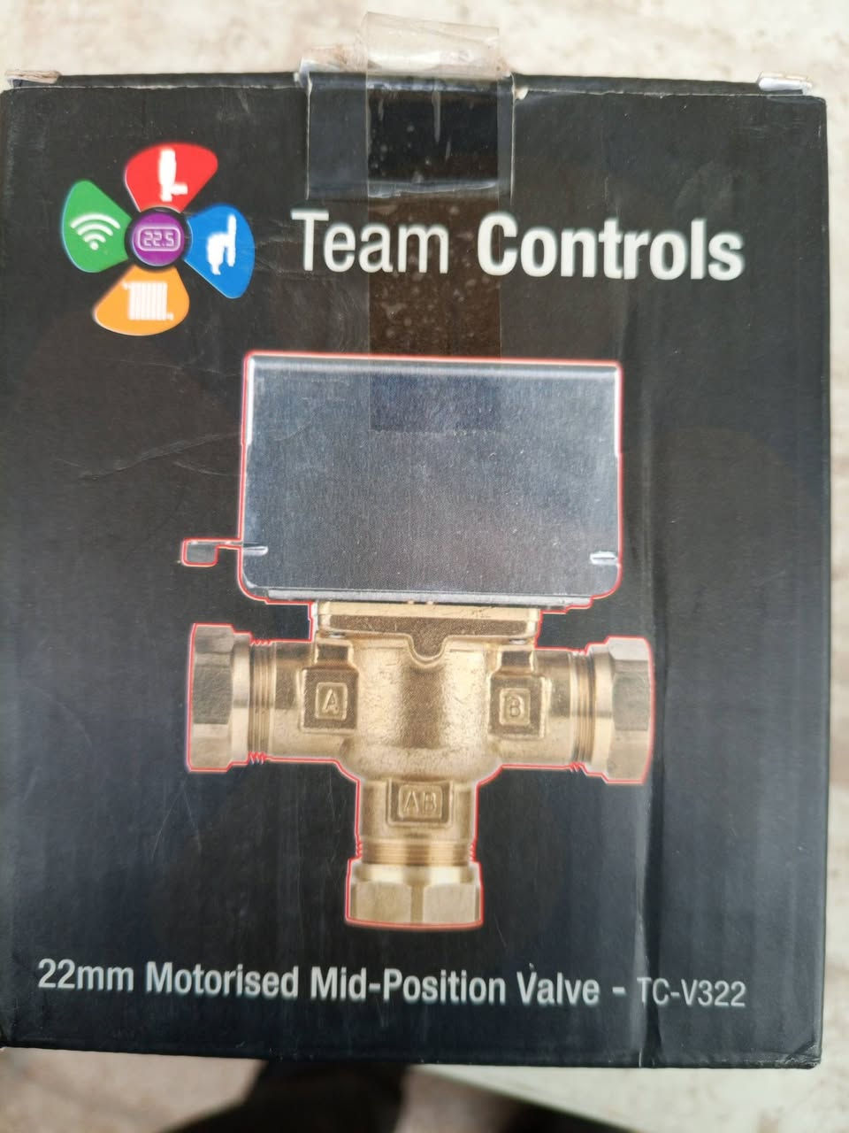 هذا صمام كروي كهربائي نحاسي (electric ball valve).
المادة: نحاس أصفر.
الحجم: 1 1/4 بوصة (DN32).
الضغط: PN16.
الطاقة: يعمل بجهد 220 فولت تيار متردد بتردد 50/60 هرتز.
بغداد السيدية *********** واتساب.
يوجد توصيل لكل محافظات العراق 5 الاف دينار
