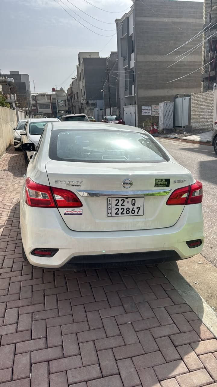 السلام عليكم سنترا 2025 ماشيه زيرو بيها بس هاي الملاحظه الي كدامكم بالصوره
رقم اربيل الدوالي الجديد

موصفات 

شاشه 

فتحت سقف

تحكم ستيرن

كامره خلفيه

ويل كب حجم 16

مانع انزلاق

داخل لونين 

مكينه 1600

تبريد خلفي

يدات نيكل

مري كهرباء 

Eco

لايت مطور 

مكان السياره بغداد العطيفيه
السعر 130  

للستفسار خاص

***********📞☎️
