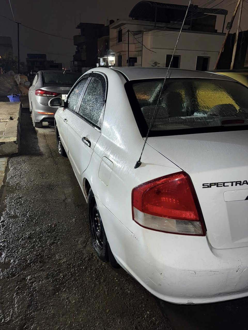 سلام عليكم كيا سبكترا موديل ٢٠٠٩ سياره كلش نضيفه  وكهربائيات وحداده فقط  بيهه صبغ تلحيضات للجماليه وتبديل جاملغ
للتفاصيل. ***********
