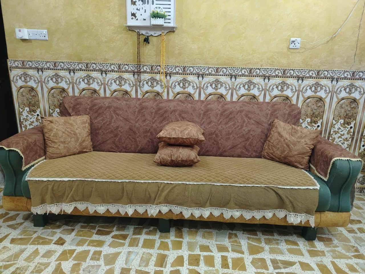 السلام عليكم
للبيع / تخم احطاطه (تفصال)
نظافه 95٪
الجبيره طوله مترين ونص تقريبًا
الوسط طوله مترين
الصغيره طوله متر او 75
السعر 400 ألف او بي مجال
(التواصل على هاذا الحساب أو
***********
