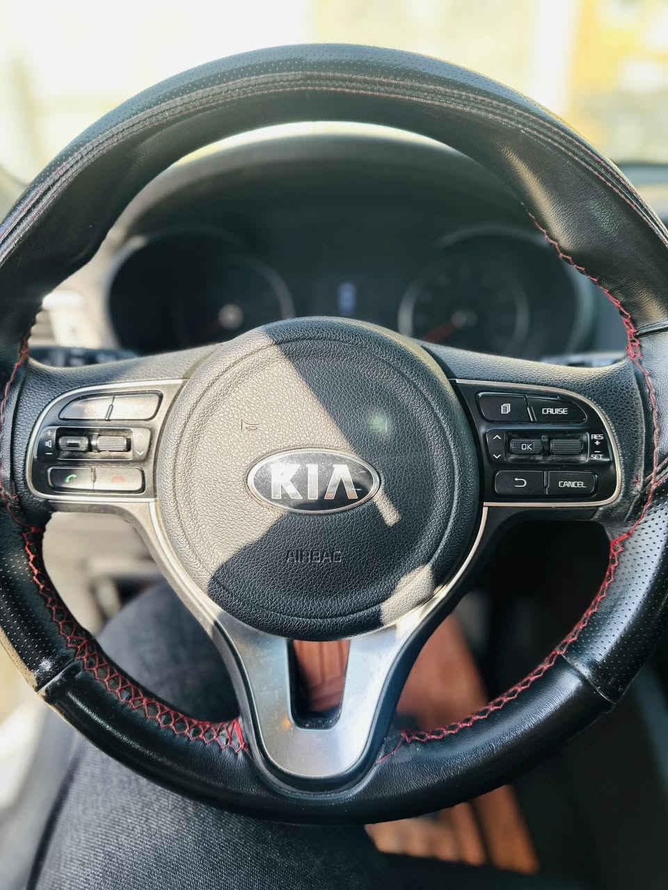 اوبتما امريكي 2018 ضررها موجود بالسونار ماشية 69 mi وسيارة حرة بغداد  بأسمي محرك 2400 كفاله من الفتح والتبخير والكير كفاله ايضاً جميع تفاصيل داخل المنشور تخم تايرات جدد تحكم ستيرن رادار جانبي كاميرا خلفية حساس اصطفاف مثبت سرعة منافذ UBS وAUX تبريد تدفئة كفالة على وضع الشركة بلاد. 

للاستفسار *********** متوفر واتساب 

السعر 150 وبيها مجال للشراي، 

عنواني ناصرية مركز
