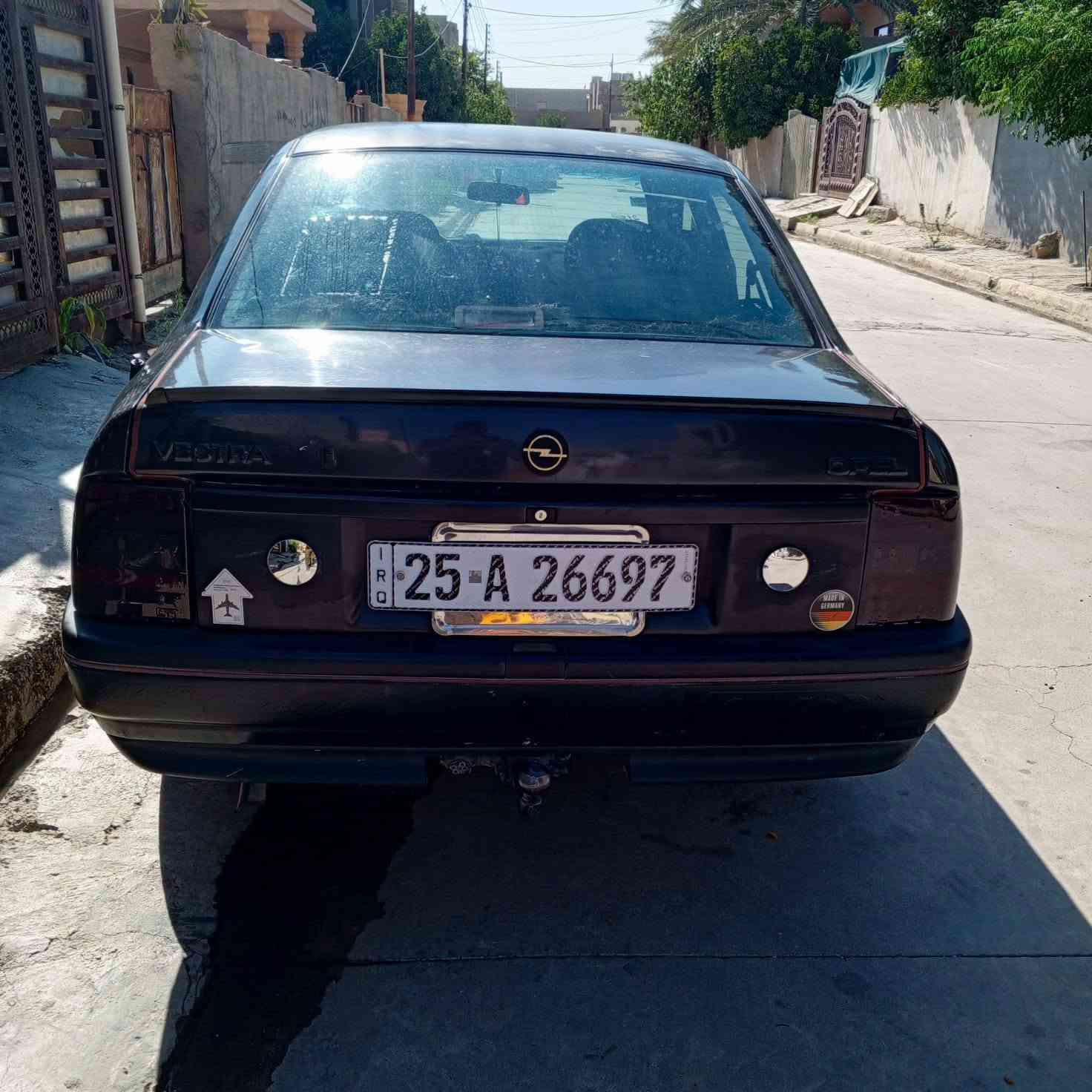 موديل 91 وارد ياباني قطره صبغ مابيها كير ومحرك مكفول  سياره مابيها اي نقص كلها بلادي مكانها حي العسكري سعر 36 للتواصل ***********
