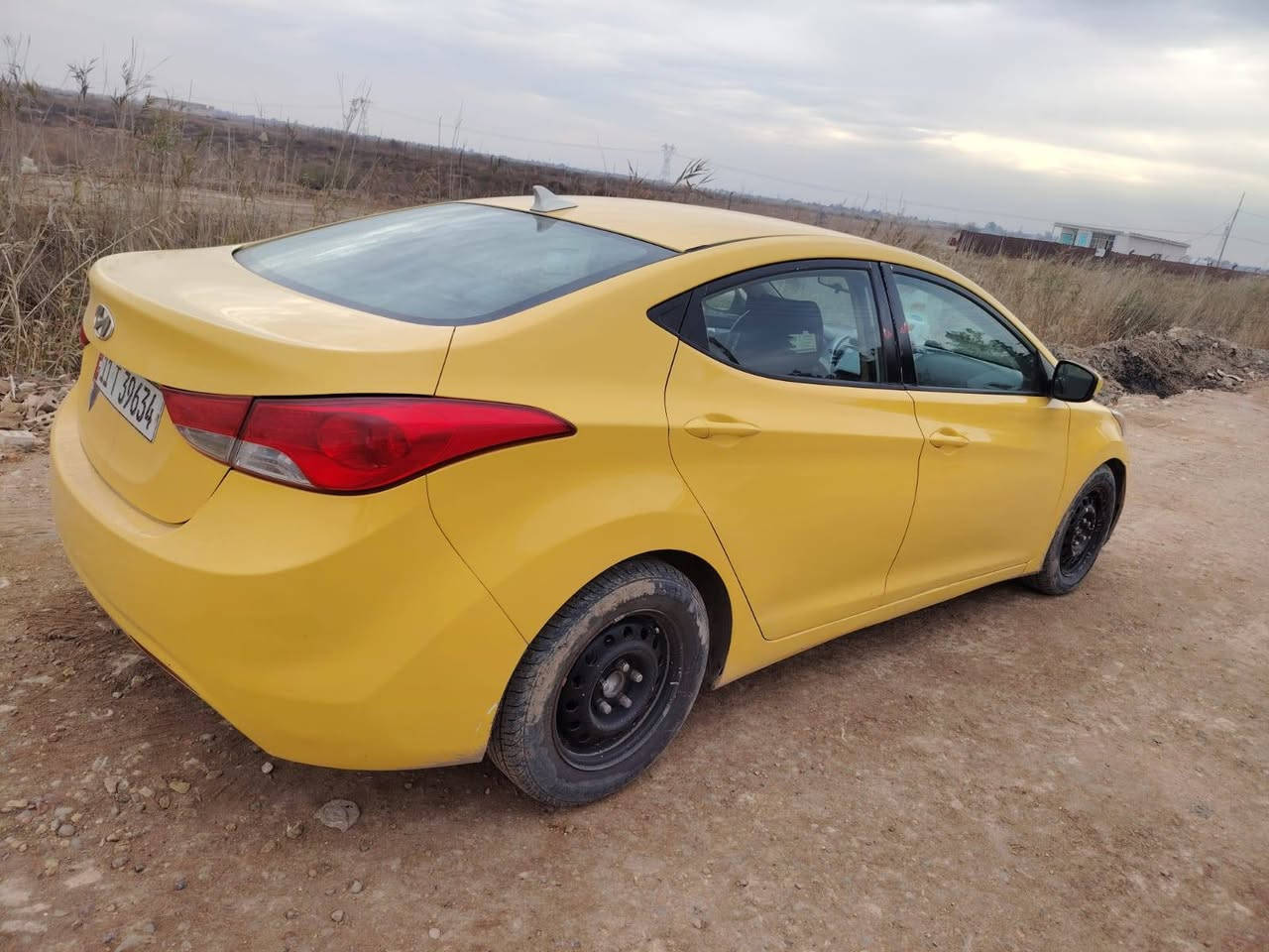 النتراء 2013 وارد امريكي بيها  بارد قليل سياره عظمتها كلش حلوه رقم سنويه قبل شهر مجدد تحويل نفس اليوم مكينه 2000 سعرها 115 وبيها مجال للطيبين
***********
