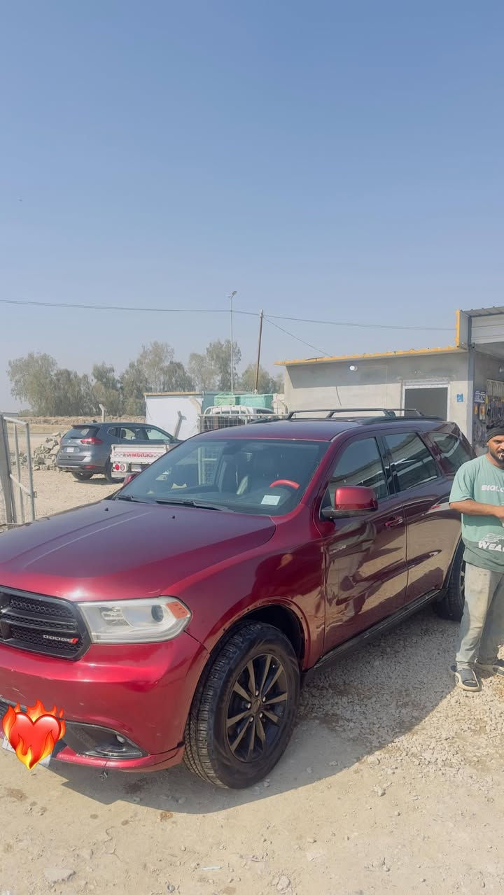 السلام عليكم دودج دورنكو 2019

المواصفات رقم بغداد  مشروع وطني 
ماشية 117
1- محرك 6سلندر 3600بخاصية توفير الوقود ECO
2- بصمه + دخول 
3- حساسات خلفيه اصل مع خاصية اوتو ستوب 
4- لايت زنون
5- مع تحرك المرايات الجانبيه عند الرجوع الى الخلف حسب التحكم 
6- ويل كب حجم 18 . طخم تايرات حديث
7- نظام صوت ٧ سماعات داخل السياره 
8- تحكم ستيرن كامل امامي وخلفي 
9- شاشه دشبول لمس كبيرة متكاملة الأيعازات . وشاشة ٧ انج
معلومات السيارة والعطلات
10- نظام AUX + Bluetooth . نظام ملاحة GBS + ذاكرة ميموري كارد موضعي + UBS
11-مانع تزحلق (انزلاق )
12- تبريد ٤ قطع اكثر من 10 منافذ
13- الكشنات جلد 6 راكب غرفة منفصل VIP
14- كاميرا خلفية دواره HD
15- اظهار ضغط الهواء في الاطارات ومعلومات السياره الكترونيا مثل كمية دهن محرك الوجه ودرجة حرارة المحرك والكير والزيت وضغط الزيت الكتروني

 حادث السيارة جاملغ السايق مبدل وباب لسايق صبغ  
 مكاني بابل السعر 215 وبيه مجال قليل ***********
