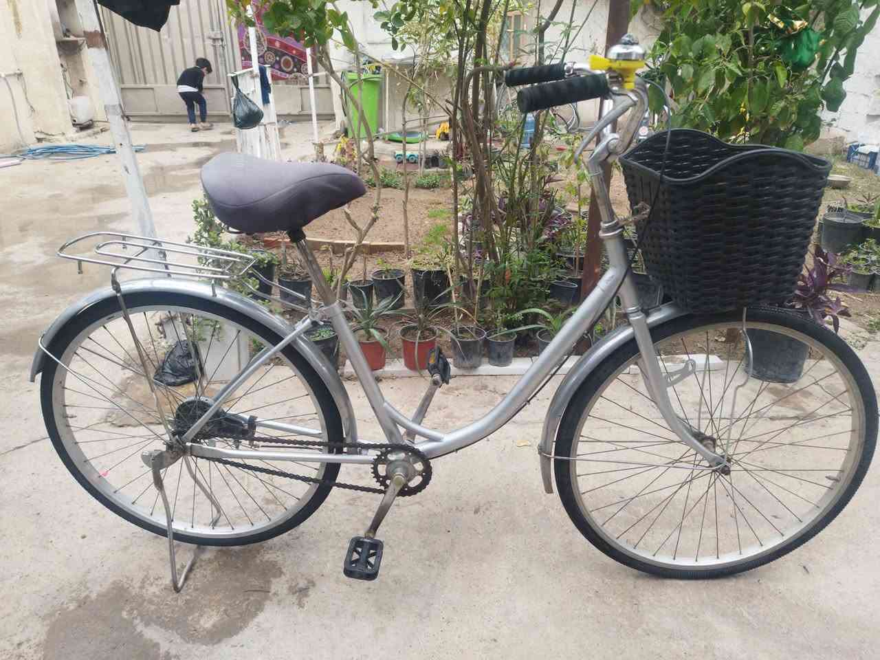 سلام عليكم 
 
للبيع حجم 26 

سعرة 60 و بي مجال بسيط 

مكاني الخالص حي الزهراء 

***********

رجاءً المو شراي لا يكسر بسعرة
