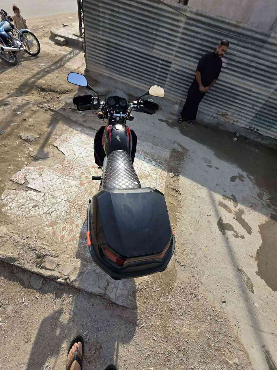 اسلام عليكم
دراجه بوكسر موديل 2023للبيع مكفوله كفاله رقم وسنوبه جديده مداور ثاني يوم 
سعر 2450وببه مجال للشراي 
المكان الناصريه قضاء دوايه 
لأستفسار ***********اتصال واتساب
