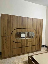 غرفه تركيا 6 قطع جديده توها فتحتها من الكارتونه سعرها 550 الف 07716790...