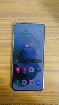 اس٢١ بلس • يطفى ويشتغل • يحتاج تصليح